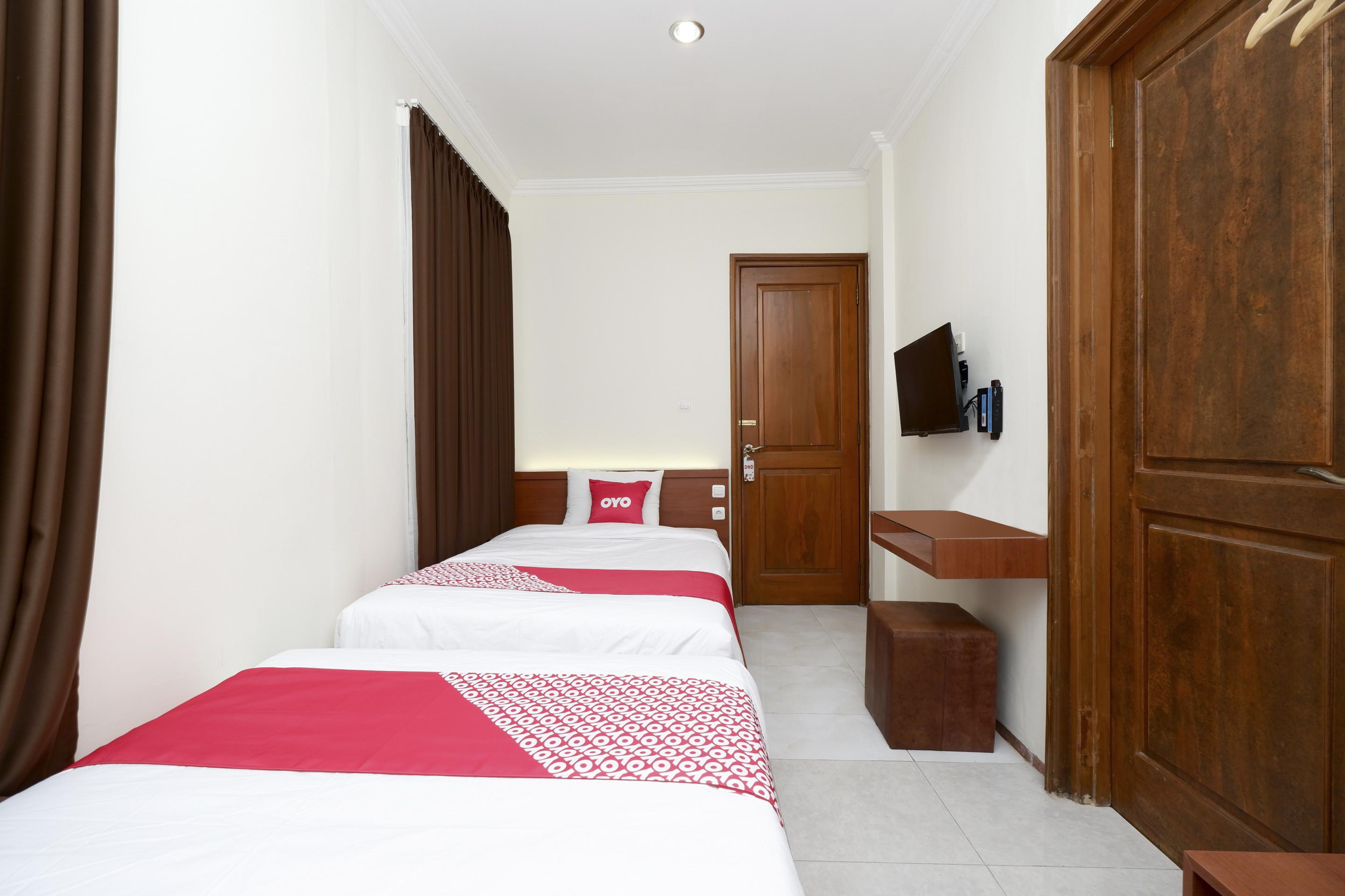 Oyo 2327 Pagsis Village Klaten Exterior photo