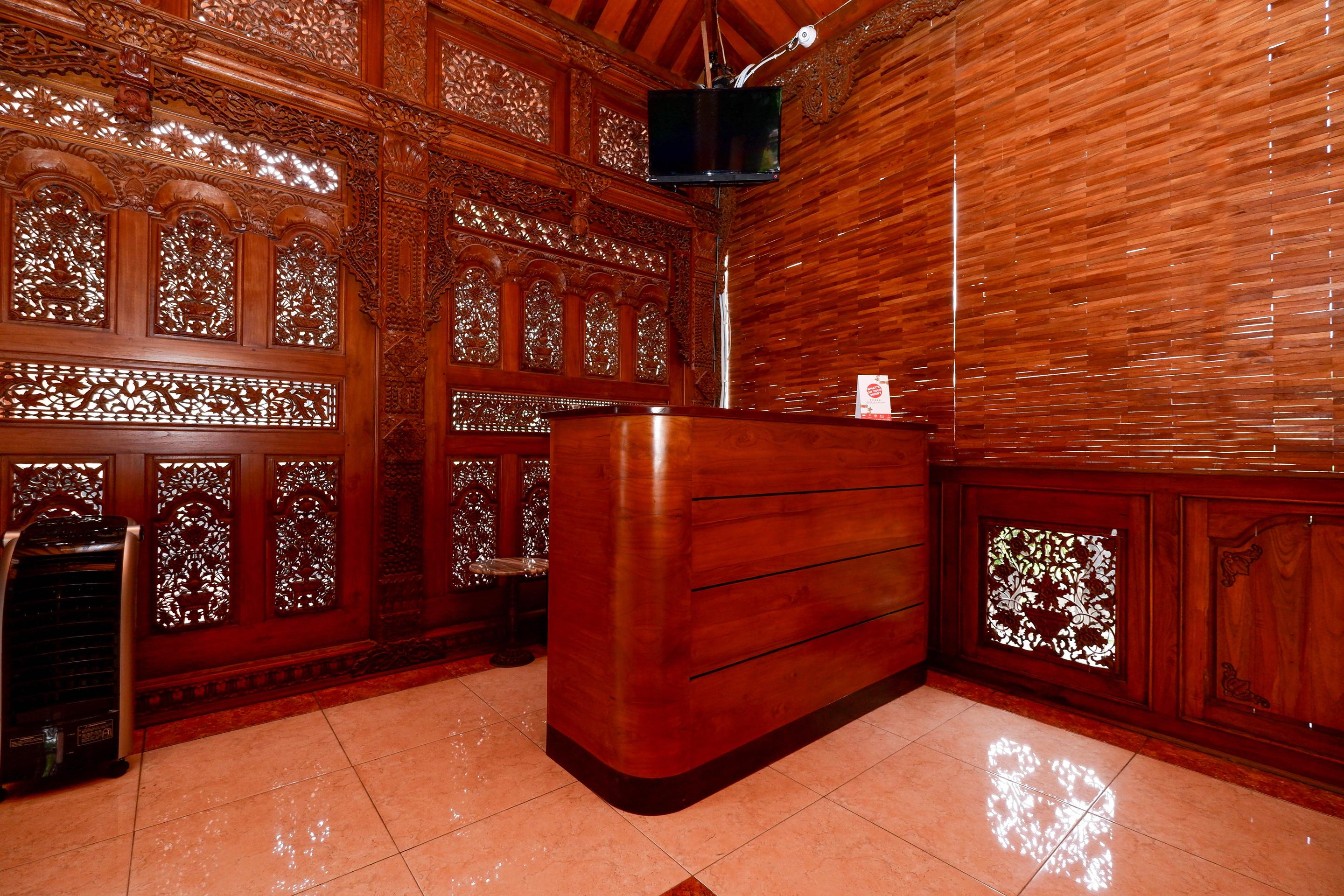 Oyo 2327 Pagsis Village Klaten Exterior photo